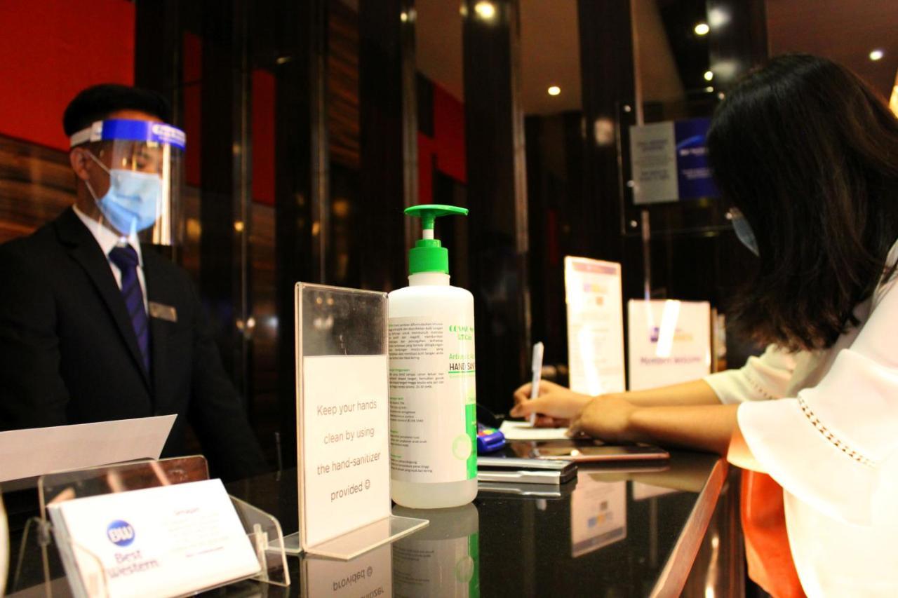 Best Western Senayan Джакарта Экстерьер фото