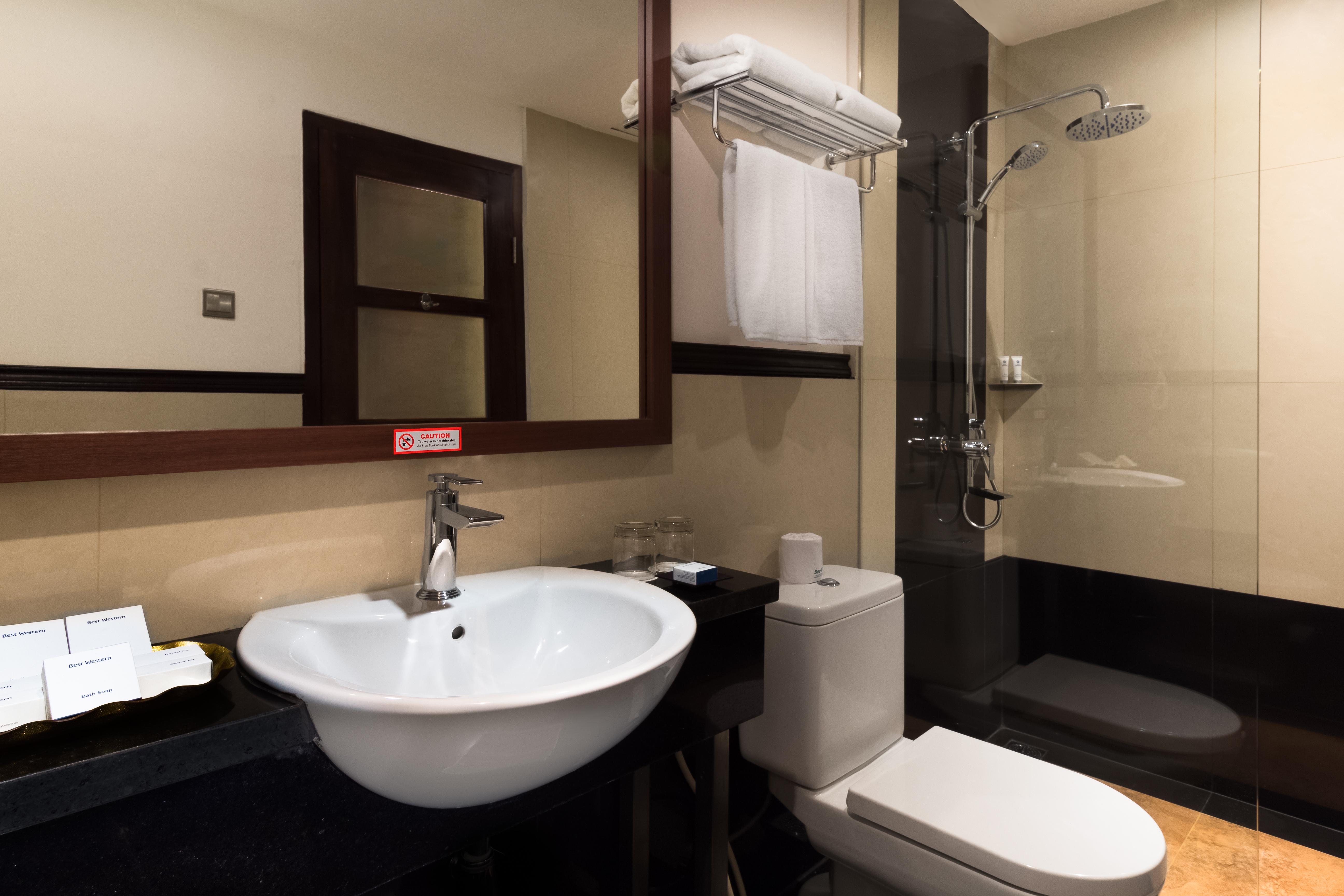 Best Western Senayan Джакарта Экстерьер фото